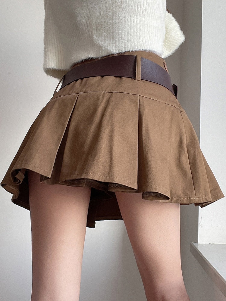 Mini skirt with belt for summer