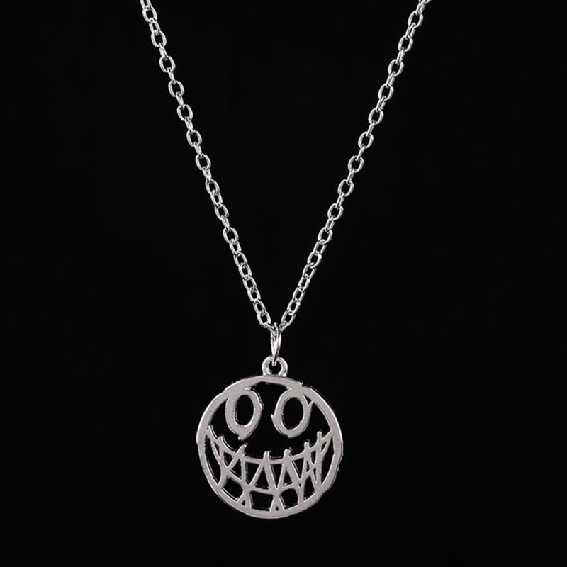 Unisex pendant necklaces